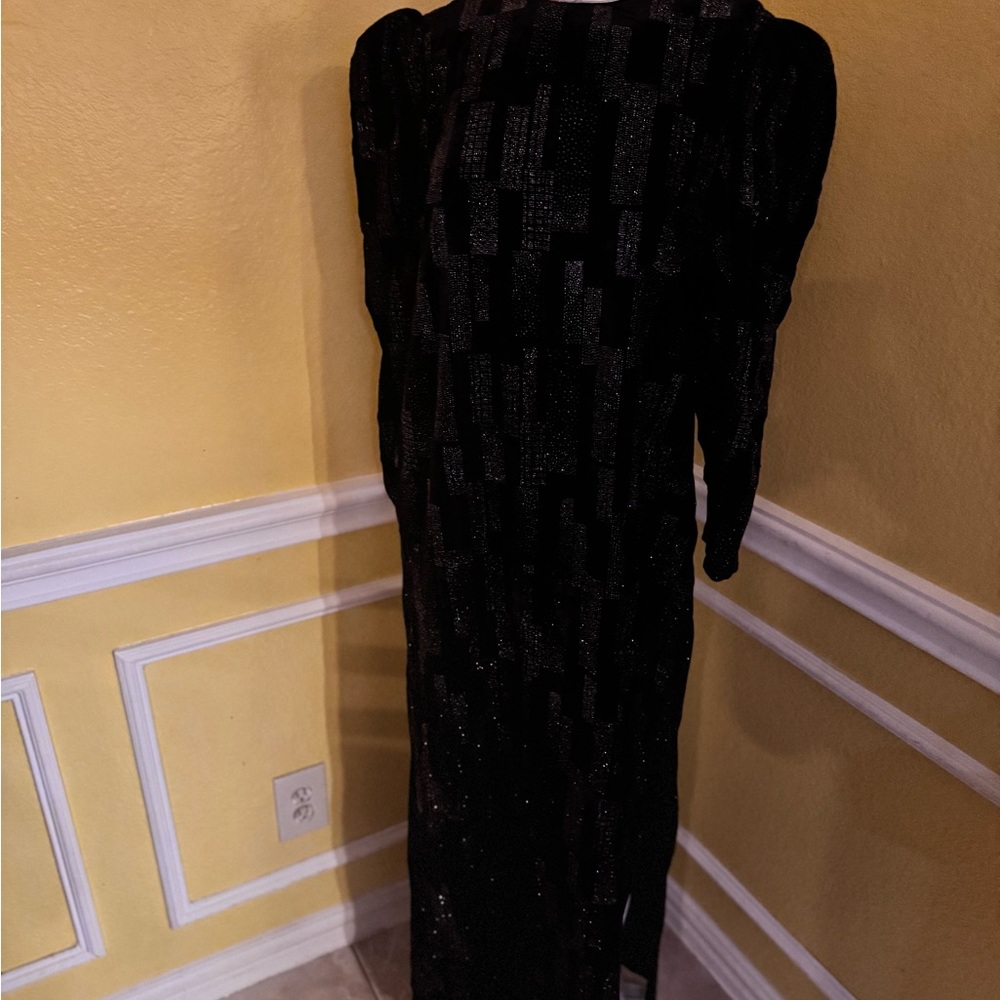 Neiman Marcus Black and Silver Patterned Dress - Picture 7 of 17